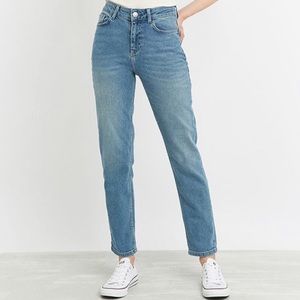 Urban Outfitters BDG Girlfriend Jeans